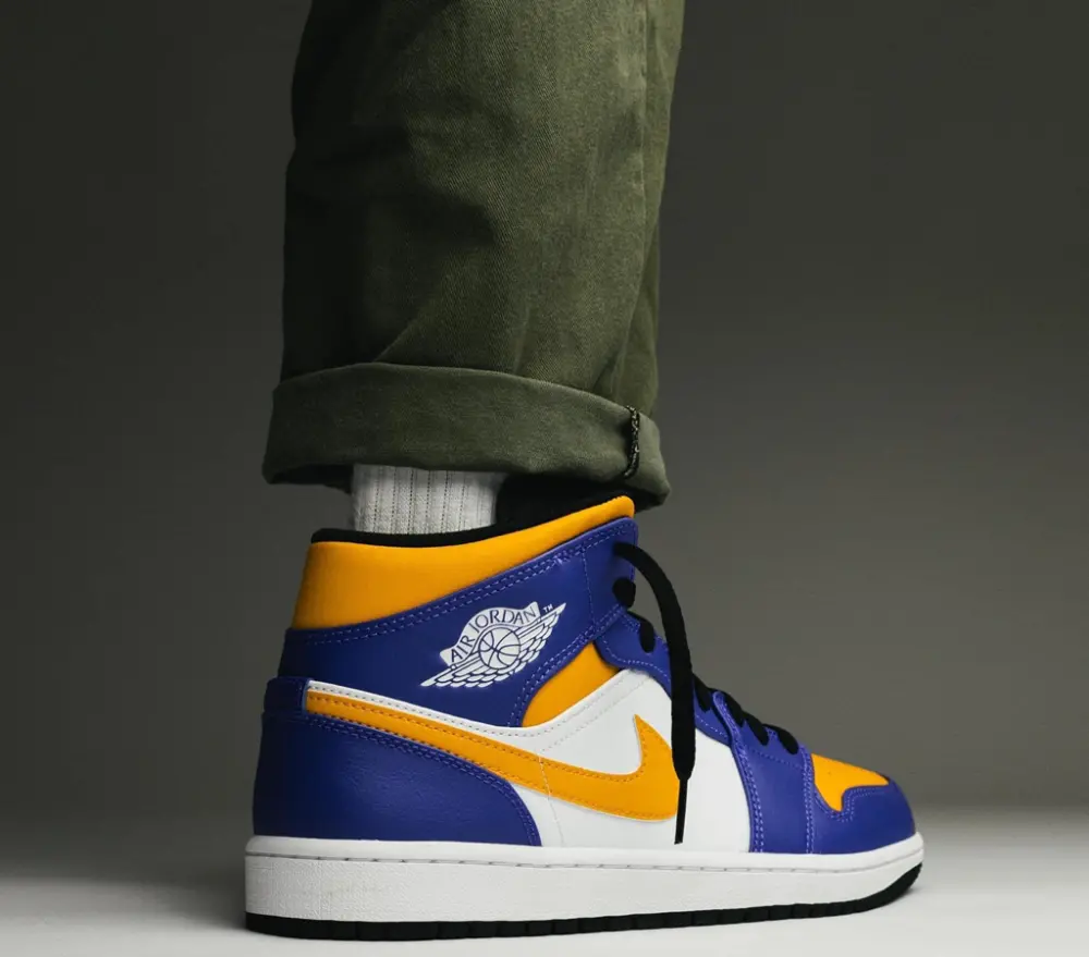 Giày Nike Air Jordan 1 Mid 'Lakers' DQ8426-517 - Ảnh 3