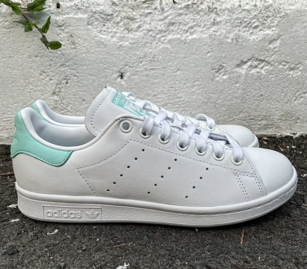 Alternative view of Giày Adidas Wmns Stan Smith 'Mint' EF9318