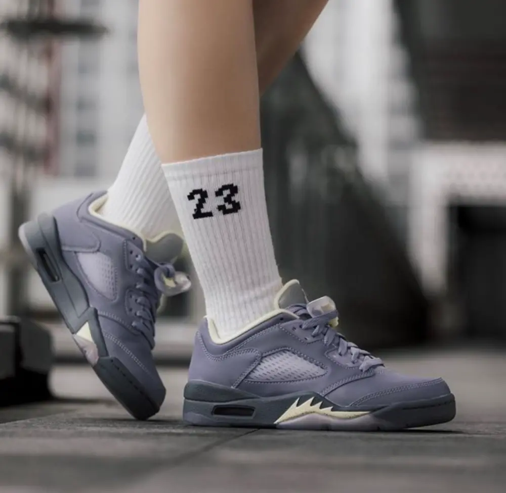 Alternative view of Giày Nike Air Jordan 5 Retro Low 'Indigo Haze' FJ4563-500