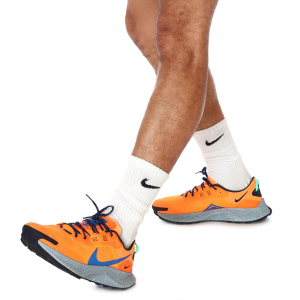Alternative view of Giày Nike Pegasus Trail 3 'Total Orange' DA8697-800