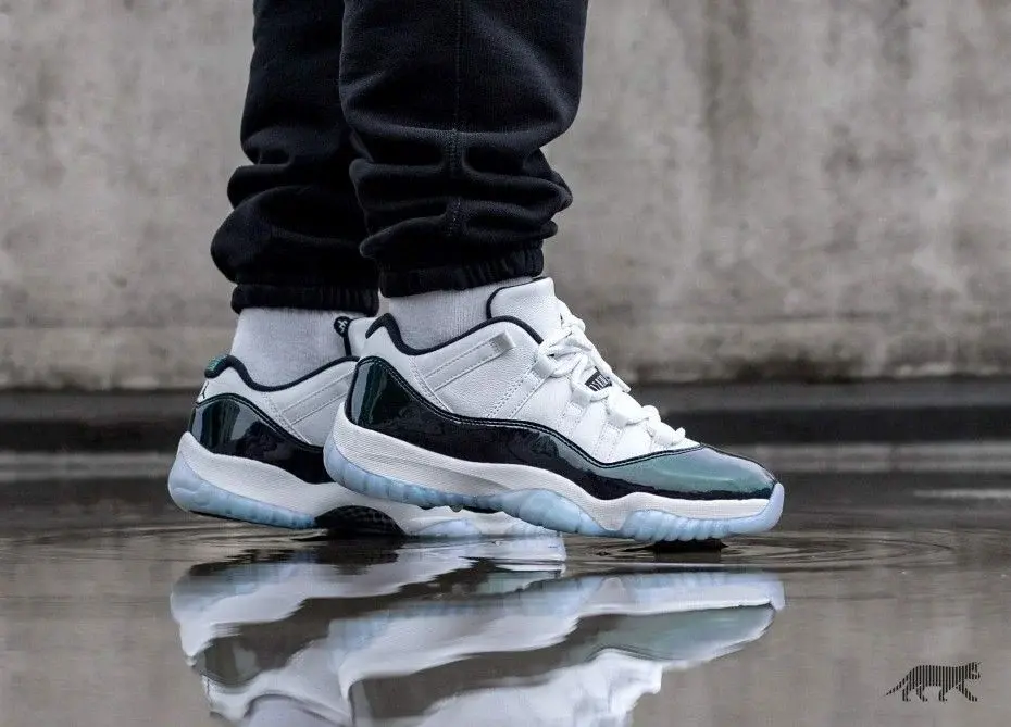 Giày Nike Air Jordan 11 Retro Low 'Emerald' 528895-145 - Ảnh 4