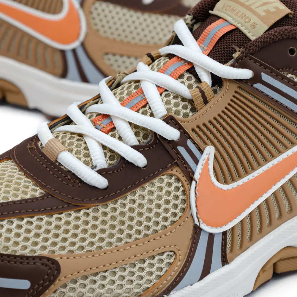 Alternative view of Giày Nike Air Zoom Vomero 5 'Wheat Grass' FB9149-700