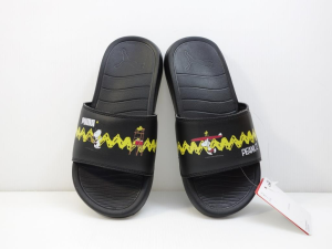 Alternative view of Dép Puma Peanuts x Puma Popcat 20 'Black' 375825-01