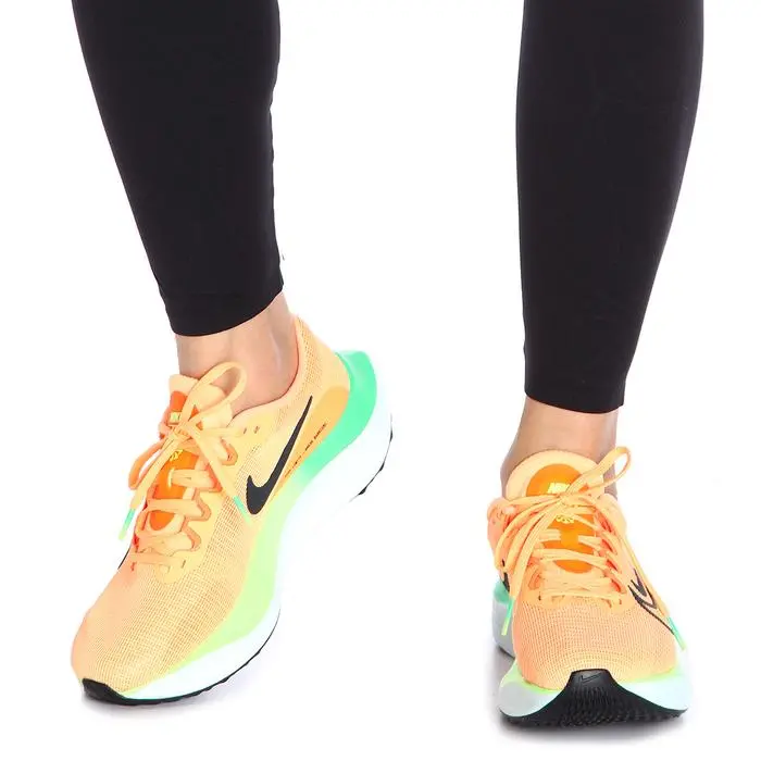 Alternative view of Giày Nike Zoom Fly 5 'Total Orange Ghost Green' DM8974-800