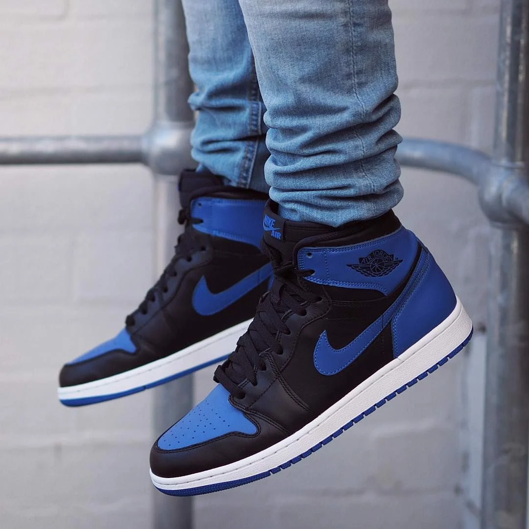 Giày Nike Air Jordan 1 Mid 'Hyper Royal' 554724-077 - Ảnh 2