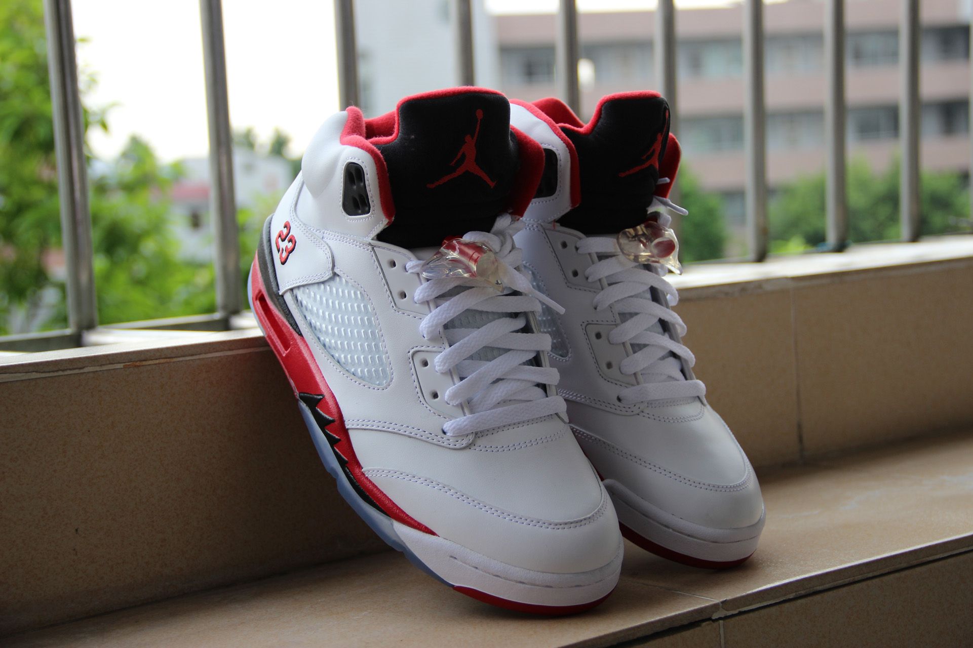 Giày Air Jordan 5 Retro 'Fire Red' 2013 136027-120 - Ảnh 5