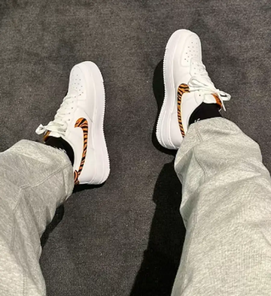 Alternative view of Giày Nike Air Force 1 07 'Tiger White' DD8959-108