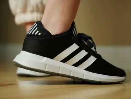 Giày Adidas Wmns Swift Run X 'Black White' FY2134 - Ảnh 5