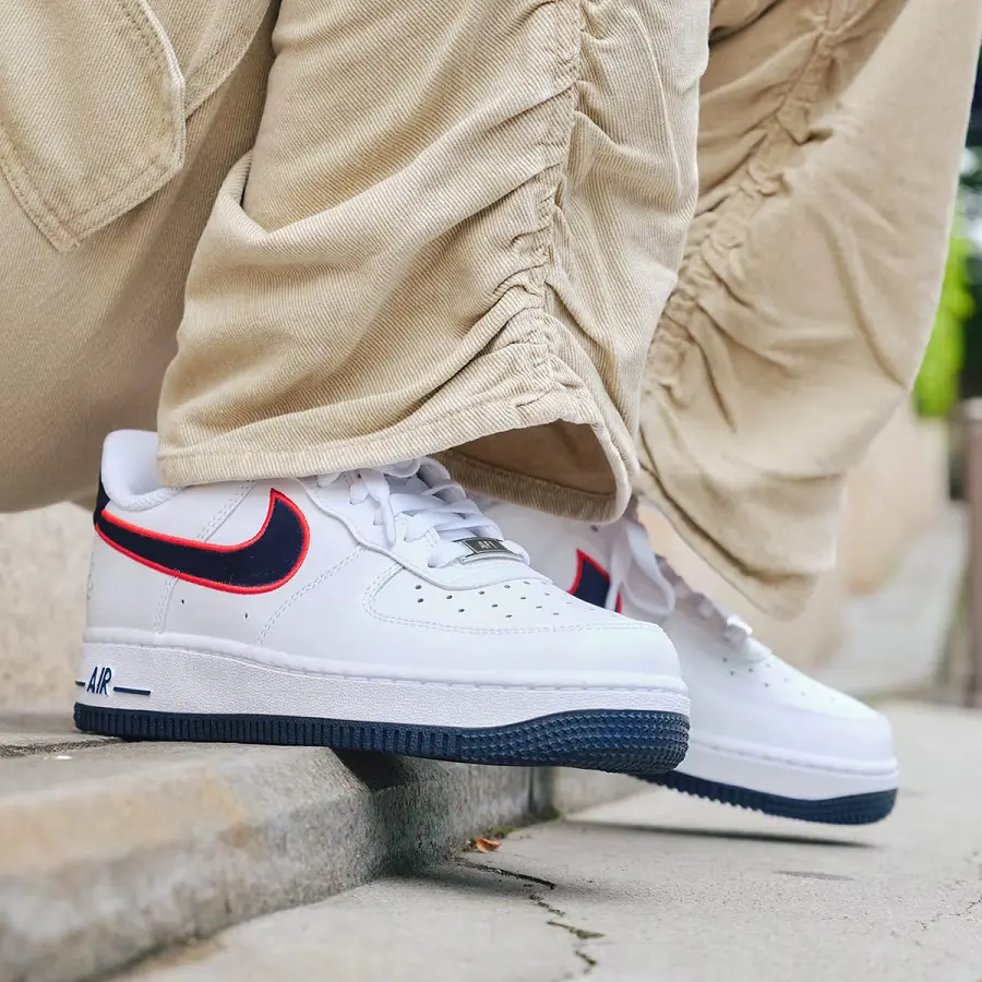 Alternative view of Giày Nike Air Force 1 Low 'Houston Comets' FJ0710-100