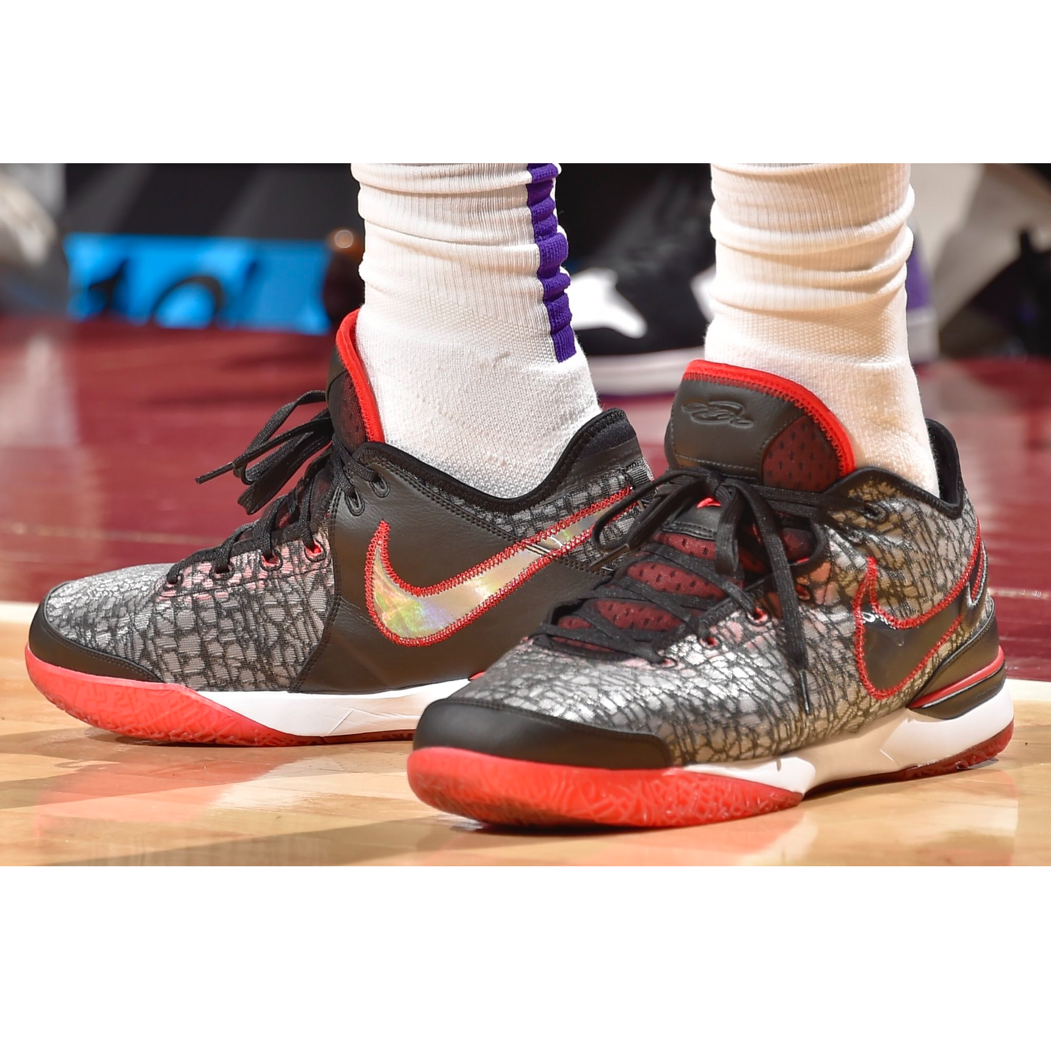 Giày Nike Zoom LeBron NXXT Gen 'FaZe Clan Bred' DR8784-001 - Ảnh 3