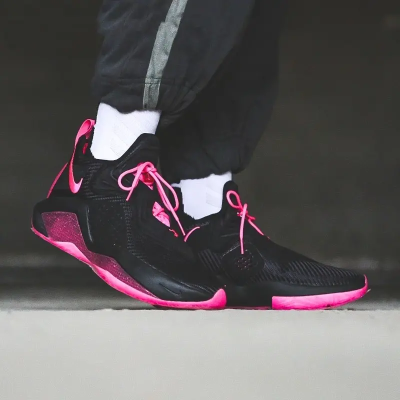 Alternative view of Giày Nike Lebron Soldier 14 EP 'Black Pink' DC2394-001