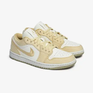 Alternative view of Giày Nike Air Jordan 1 Low SE 'Team Gold' FN3722-701