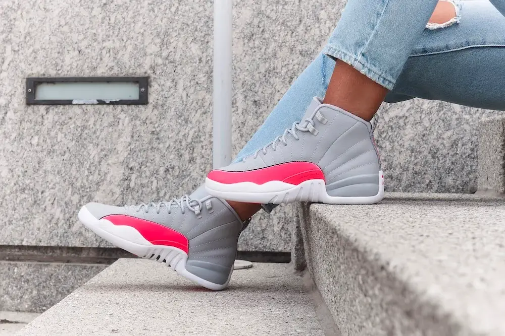 Alternative view of Giày Nike Air Jordan 12 Retro GS Racer Pink 510815-060