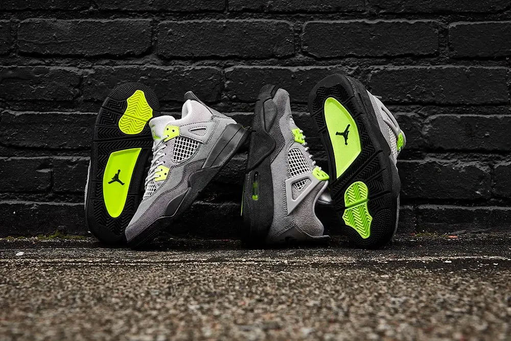 Alternative view of Giày Nike Air Jordan 4 Retro SE 95 Neon CT5343-007