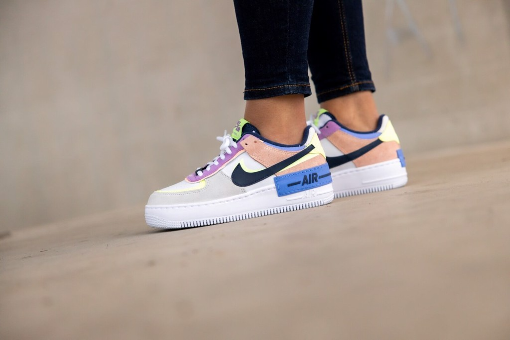 Giày Nike Wmns Air Force 1 Shadow 'Crimson Tint Volt' CU8591-001 - Ảnh 7