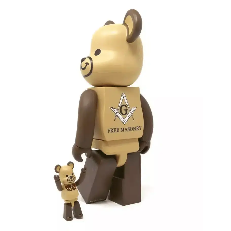 Alternative view of Mô Hình Bearbrick Freemasonry 100% & 400% Brown