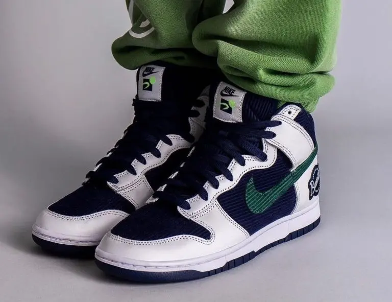 Alternative view of Giày Nike Dunk High 'Sports Specialties' DH0953-400