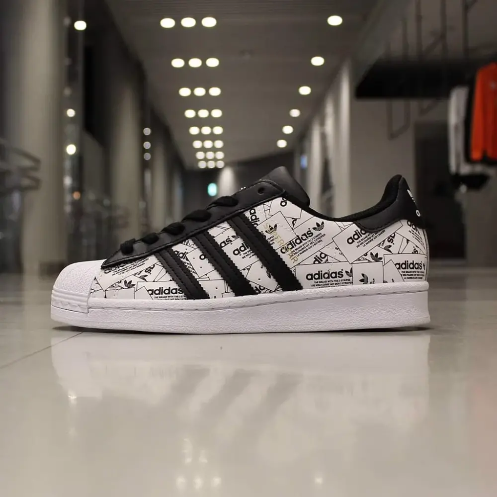 Giày Adidas Superstar 'Label Collage' FV2819 - Ảnh 4