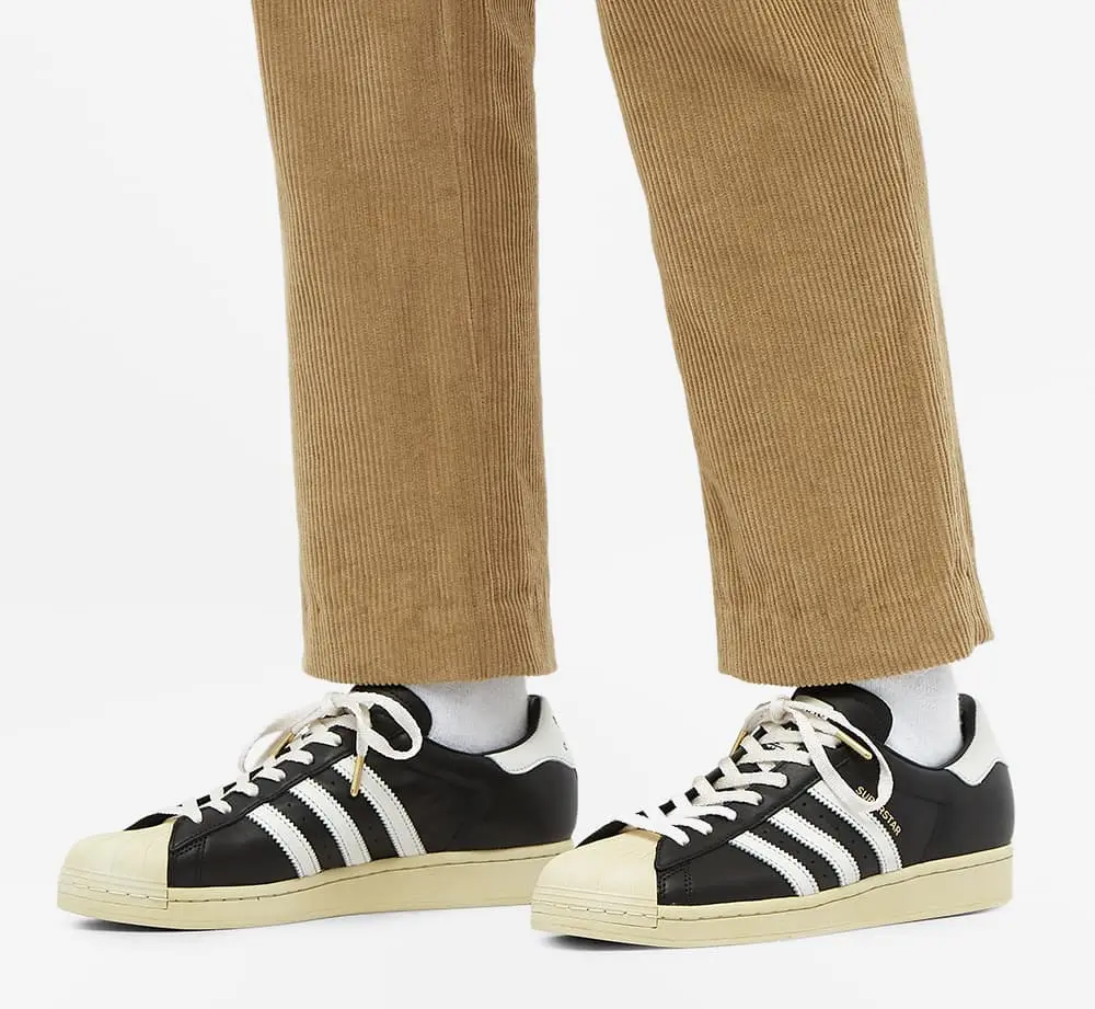 Alternative view of Giày Adidas Superstar 'Black White' FV2832