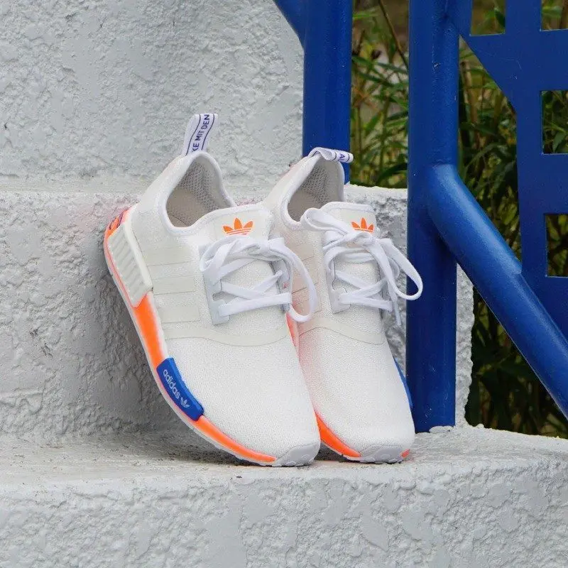 Alternative view of Giày Adidas NMD_R1 'Graffiti - White Signal Coral' FV7852