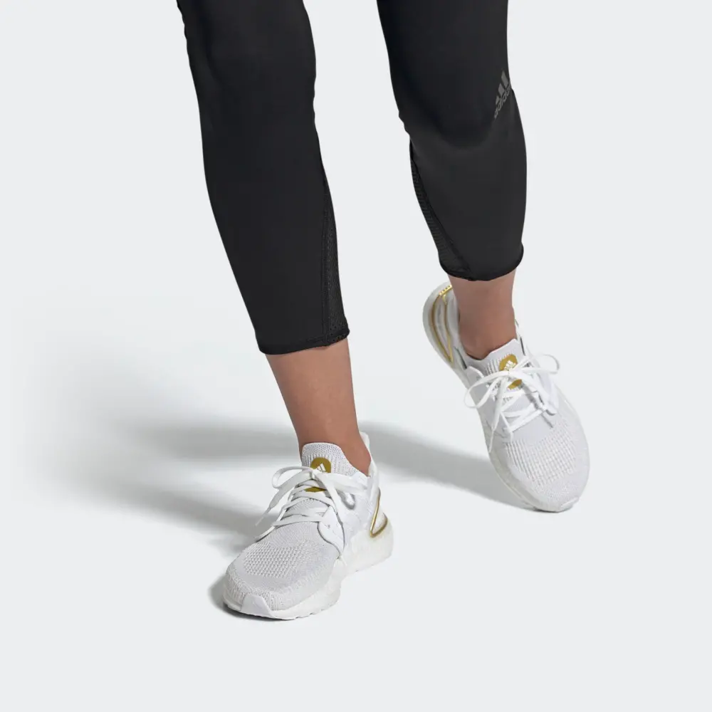 Giày Adidas Wmns UltraBoost 20 'White Gold Metallic' FV8351 - Ảnh 4