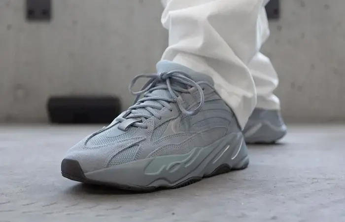Giày Adidas Yeezy Boost 700 V2 'Hospital Blue' FV8424 - Ảnh 6