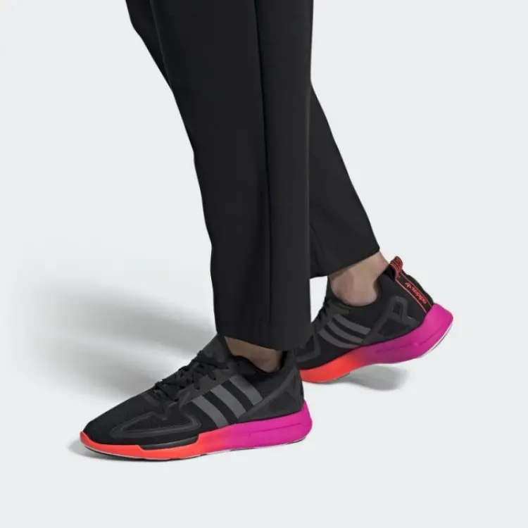 Giày Adidas ZX 2K Flux 'Gradient Sole Core Black' FV9970 - Ảnh 4