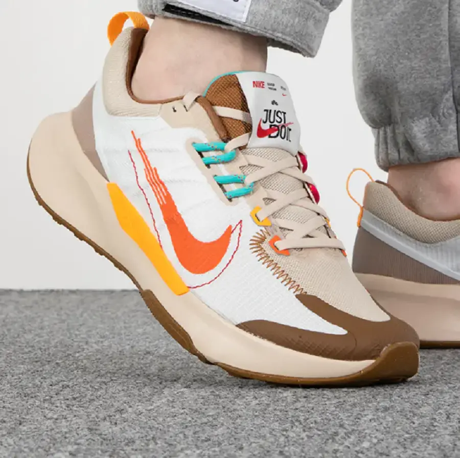 Alternative view of Giày Nike Juniper Trail 2 'Sandpile White' FD4323-181