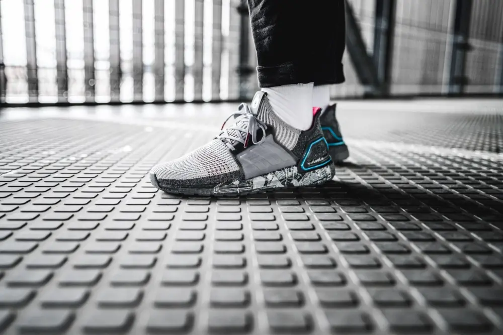 Giày Adidas Star Wars x UltraBoost 19 'Millenium Falcon' FW0525 - Ảnh 3