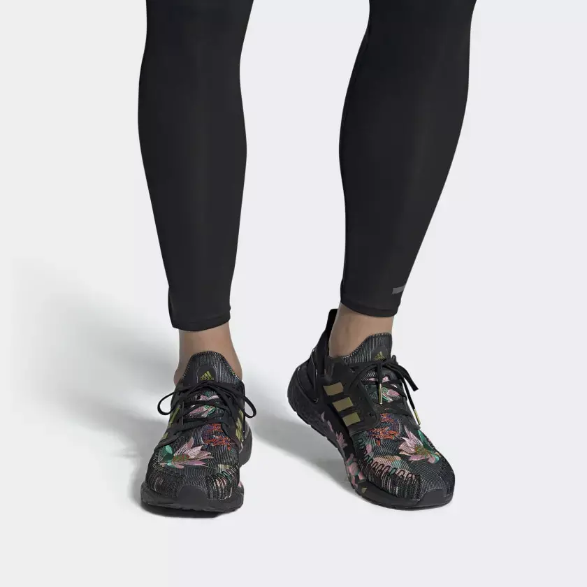 Alternative view of Giày Adidas UltraBoost 20 'Chinese New Year Floral' FW4310