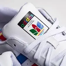 Alternative view of Giày Adidas Superstar J 'Colorful Stripes  Cloud White' FW5236