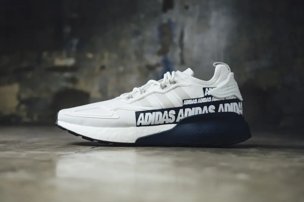 Giày Adidas ZX 2K Boost 'Bold Logo Graphic - White Navy' FX7036 - Ảnh 4