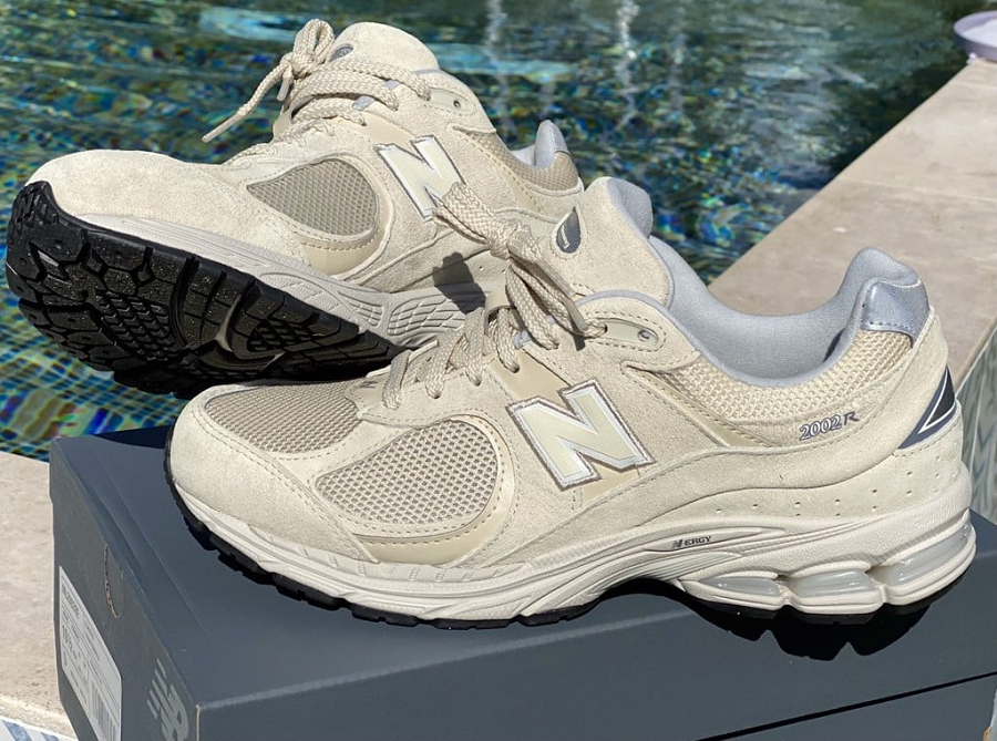 Giày New Balance 2002 'Bone' ML2002RE - Ảnh 8