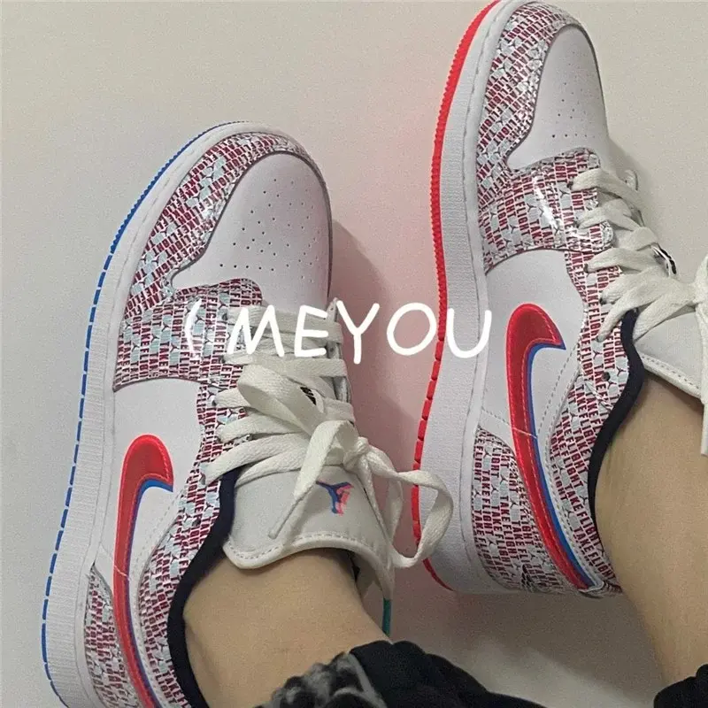 Giày Nike Jordan 1 Low GS SE Take Flight DD1527-114 - Ảnh 3