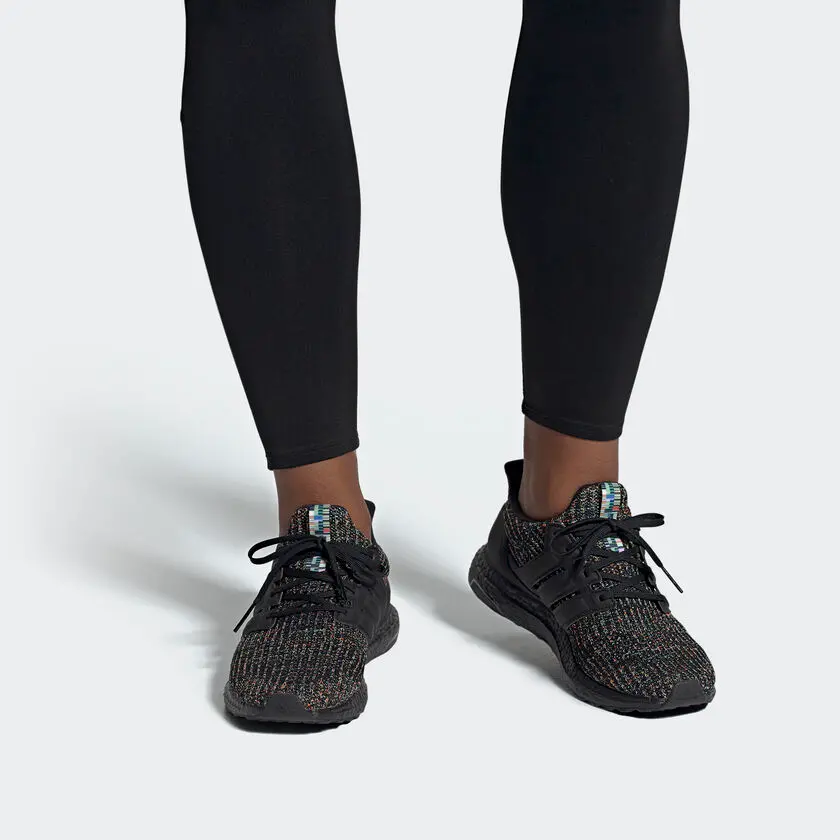Alternative view of Giày Adidas UltraBoost 3.0 'Multicolor Static' G54001
