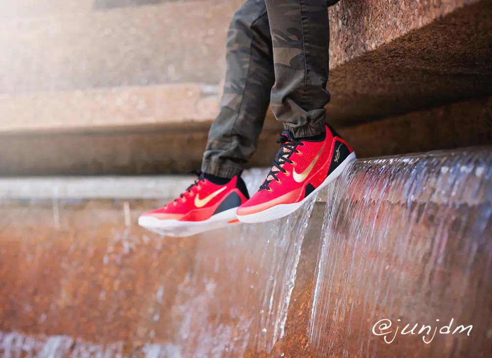 Alternative view of Giày Nike Kobe 9 'China' 683251-670