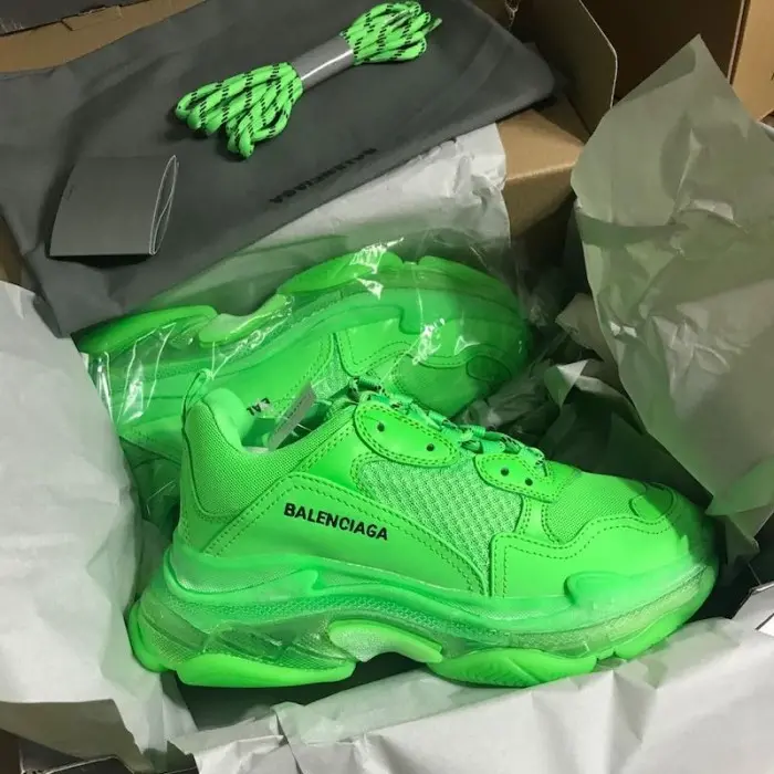 Alternative view of Giày Balenciaga Triple S Sneaker Green 544351 W2GR1 3801