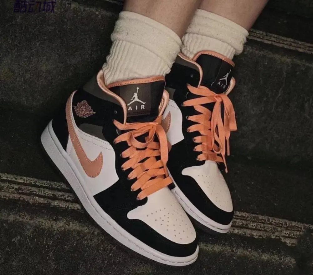 Giày Nike Wmns Air Jordan 1 Mid SE 'Peach Mocha' DH0210-100 - Ảnh 4
