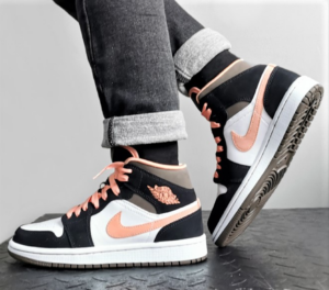 Alternative view of Giày Nike Wmns Air Jordan 1 Mid SE 'Peach Mocha' DH0210-100