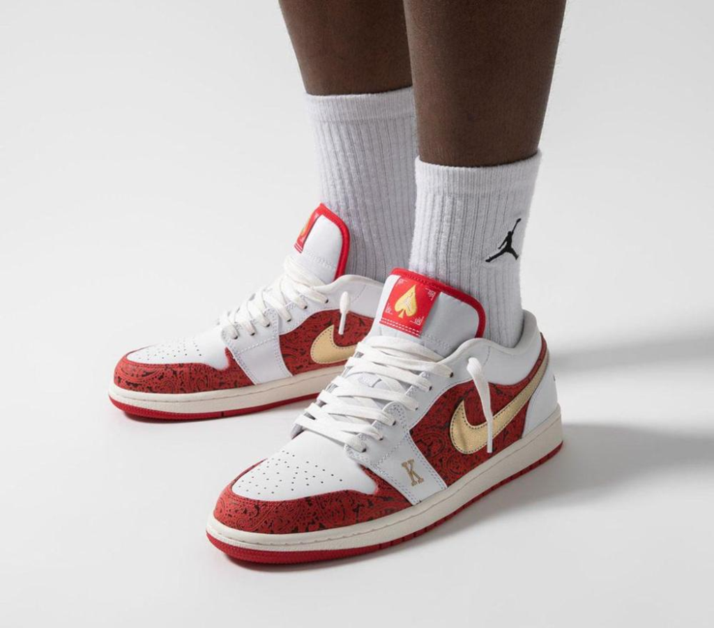 Giày Nike Air Jordan 1 Low SE GS 'Spades' DJ5186100 Jordan 1