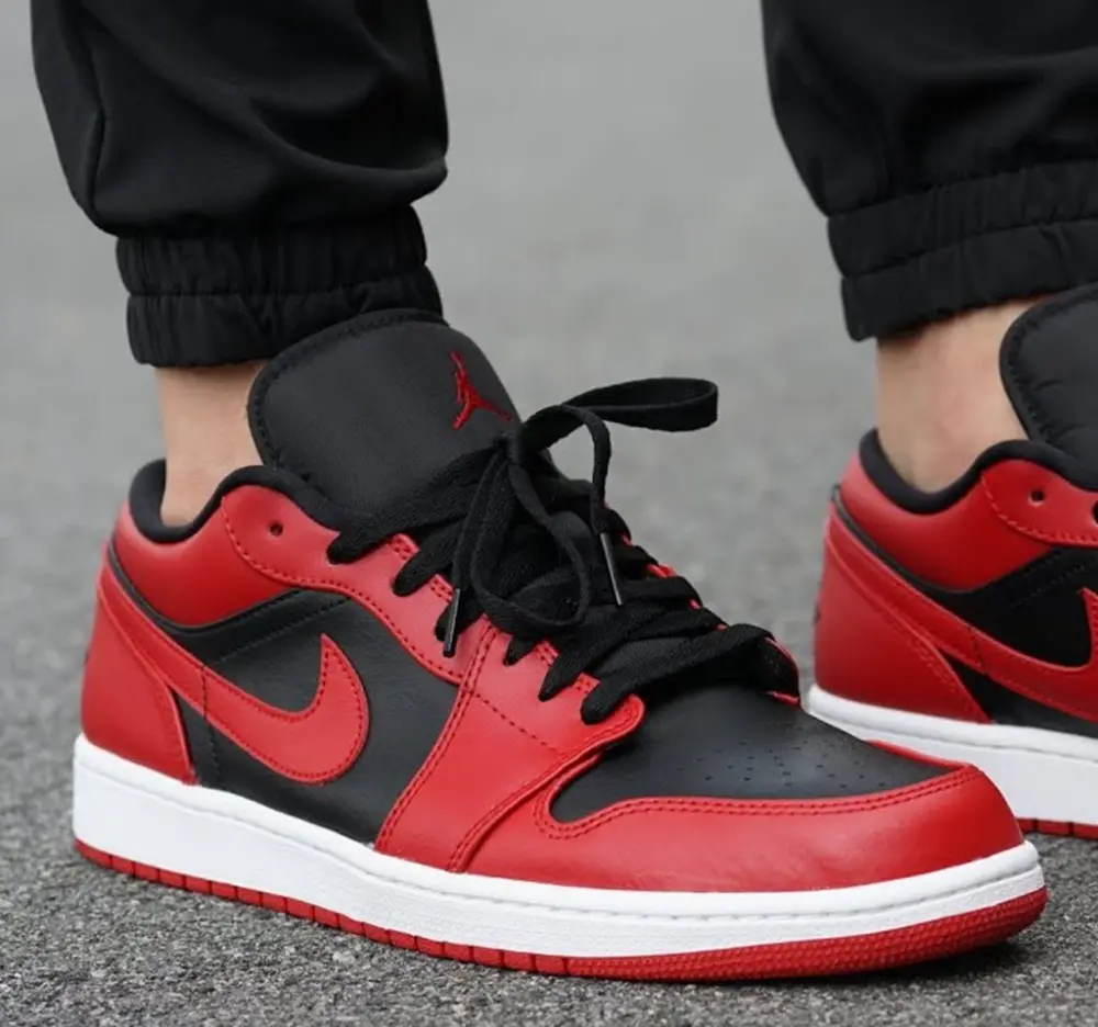 Giày Nike Air Jordan 1 Low 'Reverse Bred' 553558-606 - Ảnh 3