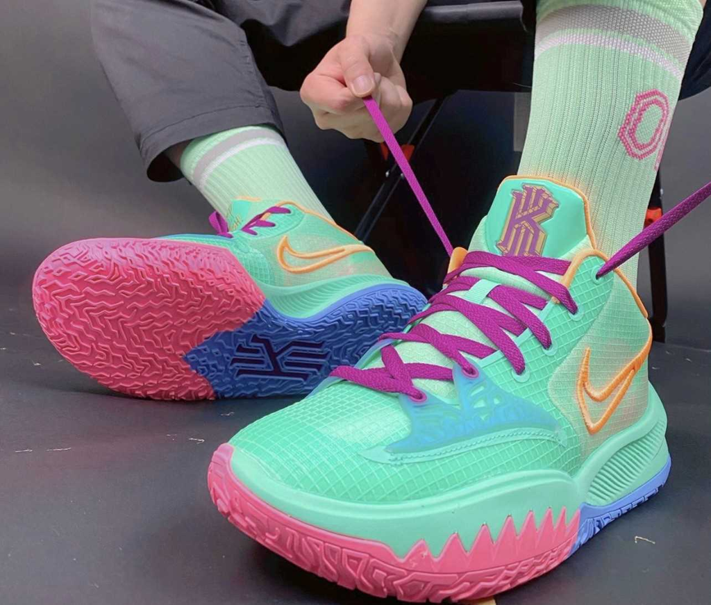 Giày Nike Kyrie Low 4 'Keep Sue Fresh' CW3985-300 - Ảnh 3