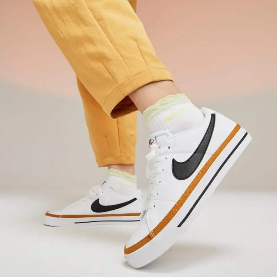 Alternative view of Giày Nike Court Legacy GS 'White Desert Ochre' DA5380-102