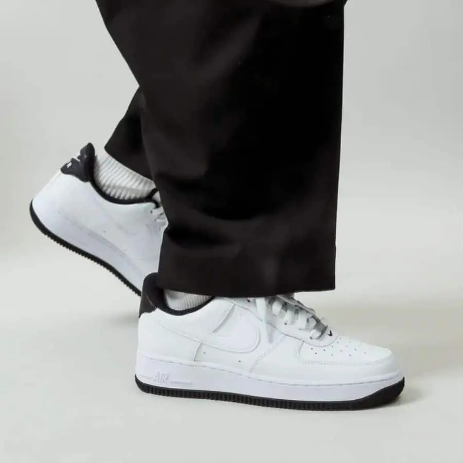 Giày Nike Air Force 1 Older Kids' Shoes 'Black White' DV1331-100 - Ảnh 6