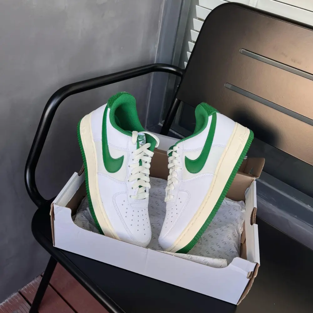 Alternative view of Giày Nike Air Force 1 Low "Varsity Jacket" DO5220-131