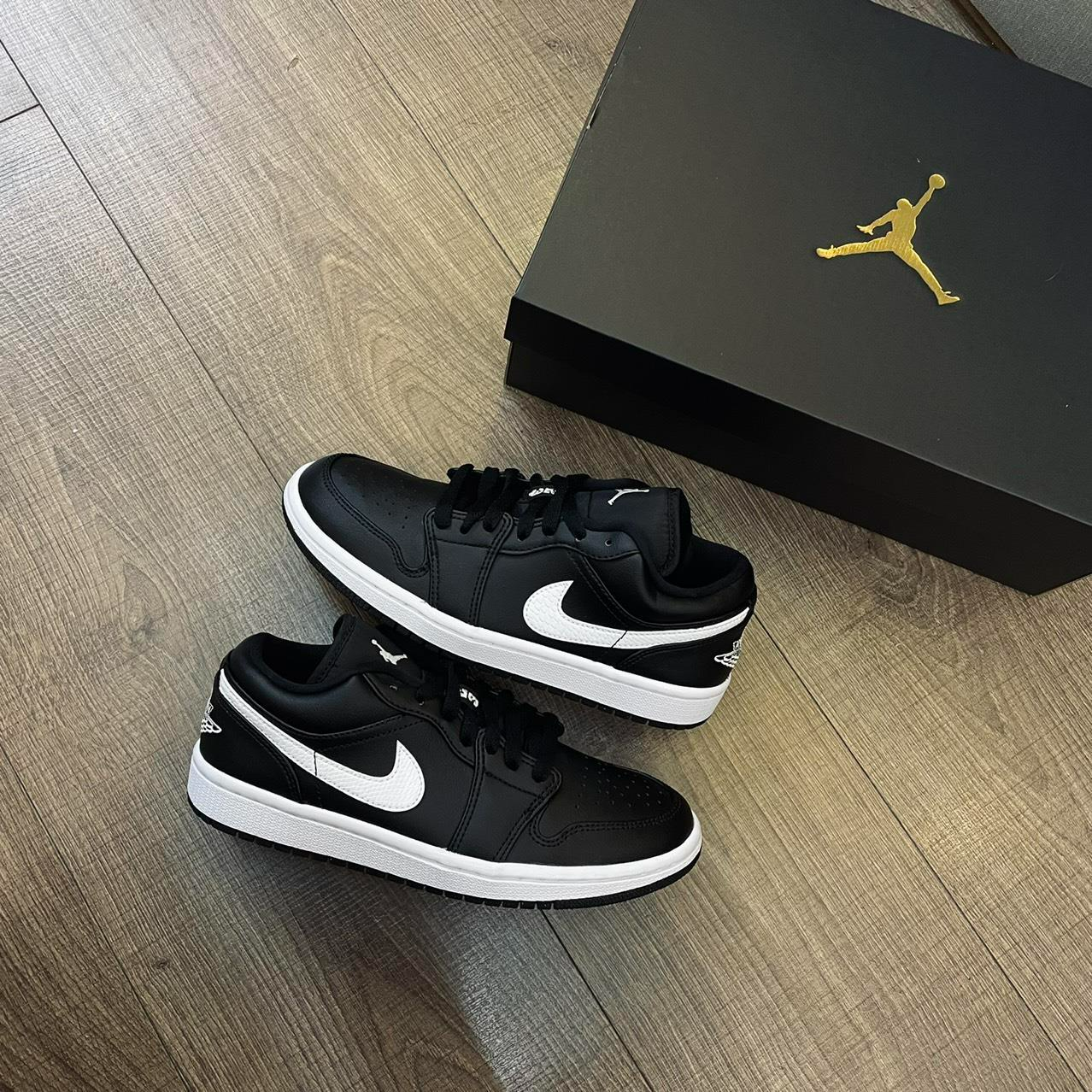 Giày Nike Air Jordan 1 Low 'Black' AO9944-001 - Ảnh 5