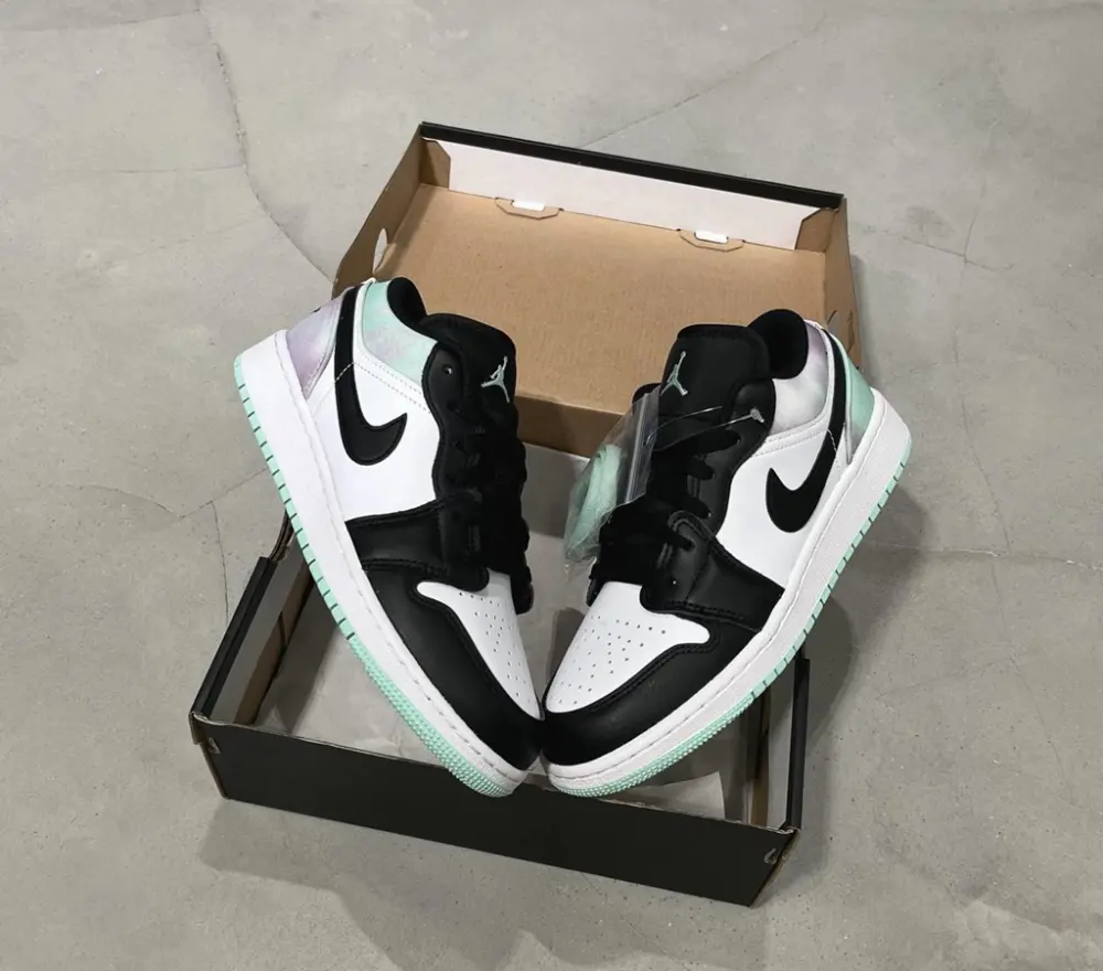 Giày Nike Air Jordan 1 Low SE 'White Black Tie Dye' DQ2514-100 - Ảnh 5