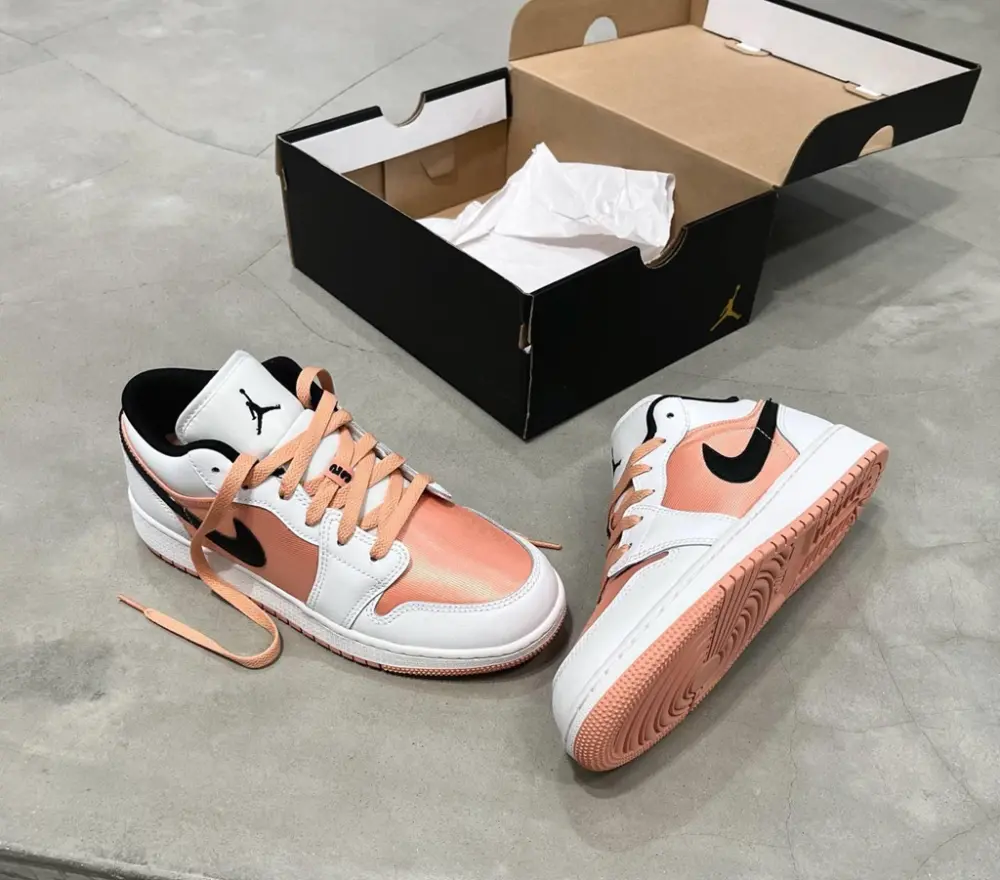 Giày Nike Air Jordan 1 Low GS 'Light Madder Root' DM8960-801 - Ảnh 6