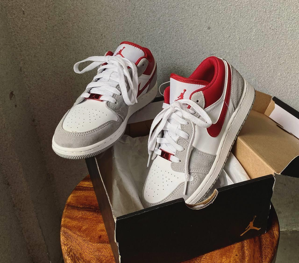 Giày Nike Air Jordan 1 Low GS 'Light Smoke Red' DM0589-016 - Ảnh 3