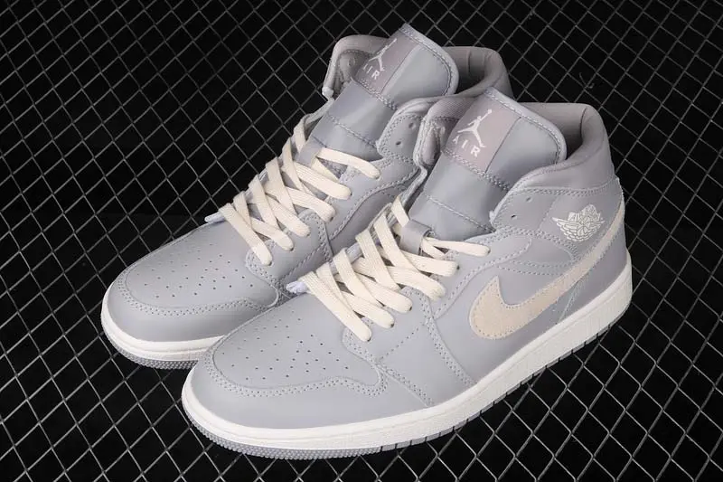Alternative view of Giày Nike Wmns Air Jordan 1 Mid 'Grey Light Bone' CD7240-002